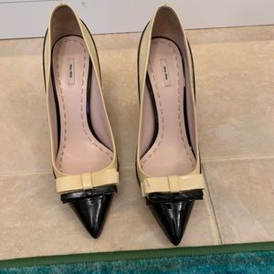 Miu Miu classic pumps